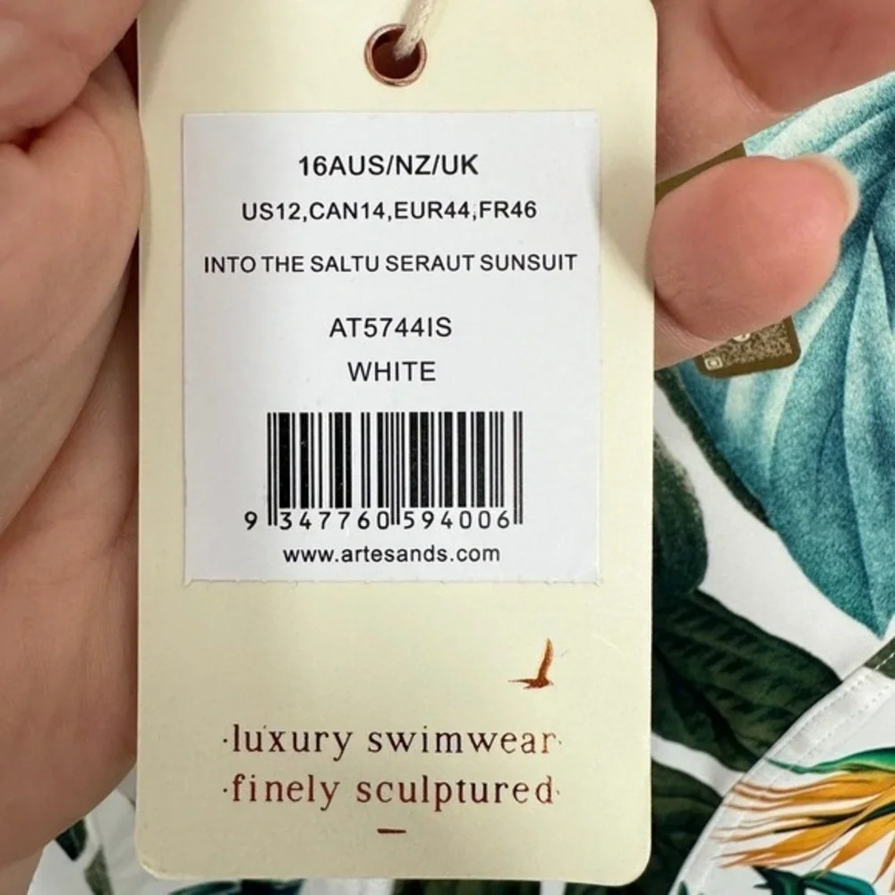 Artesands Into the Saltu Seraut Sunsuit White‎ Floral Size US12 UPF 50+ Swimsuit